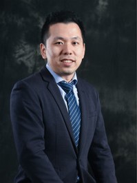 胡亮